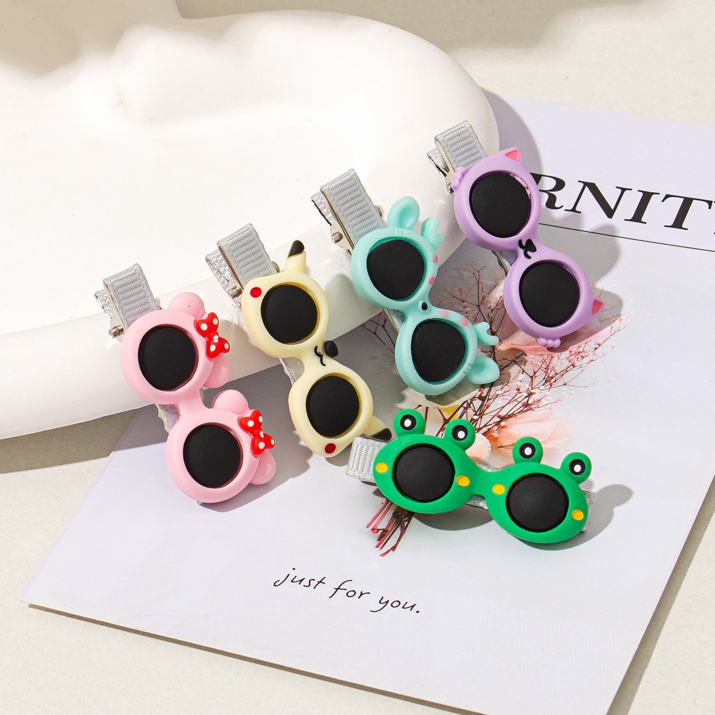 LUNIVA CARE USA cartoon glasses hairpins for girls in various animal and character designs on duckbill clips